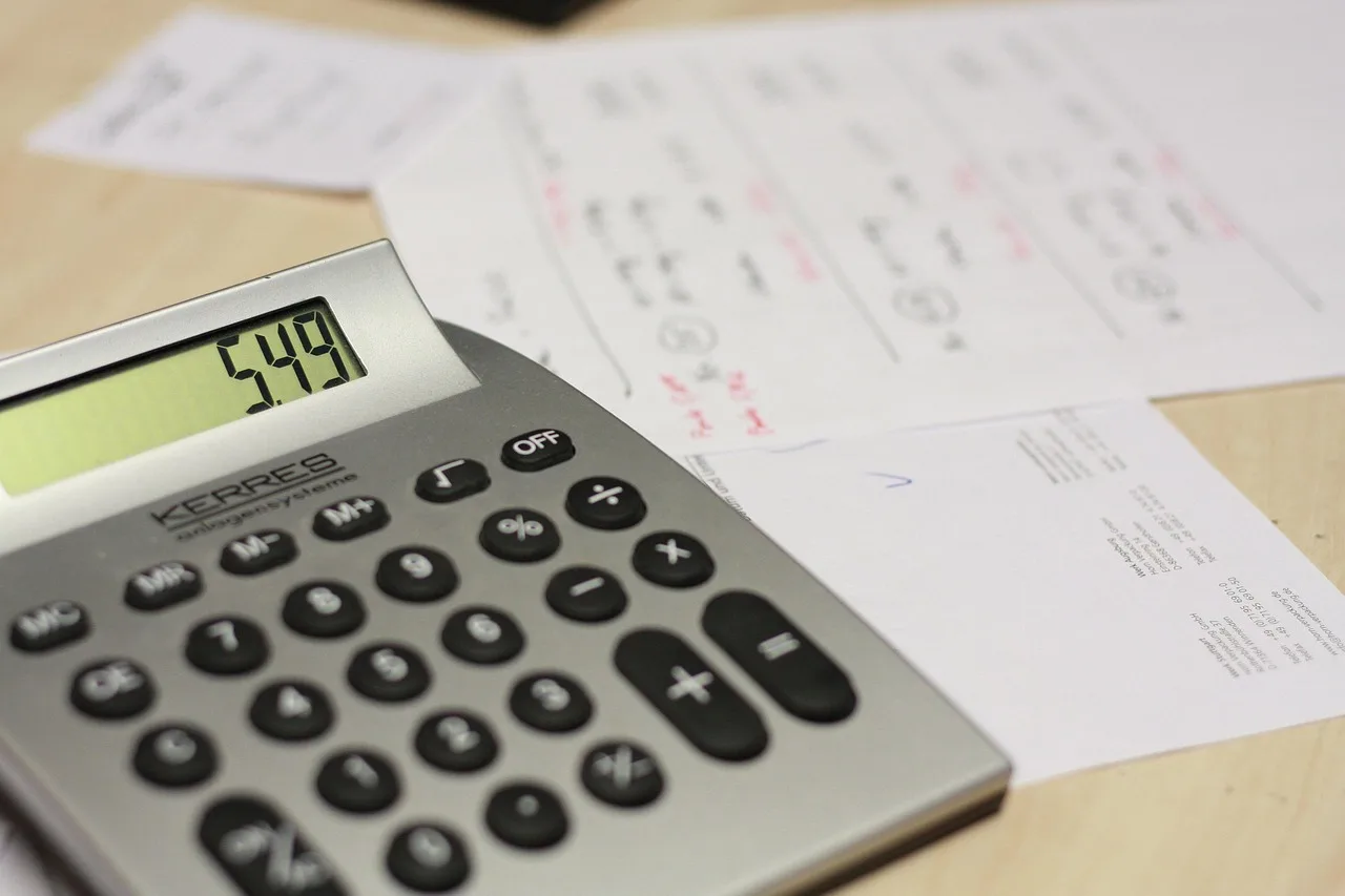 calculator, table, invoice, work, pay, calculator, calculator, calculator, calculator, invoice, invoice, invoice, invoice, invoice. Can a pricing validation tool do the one job that actually matters?