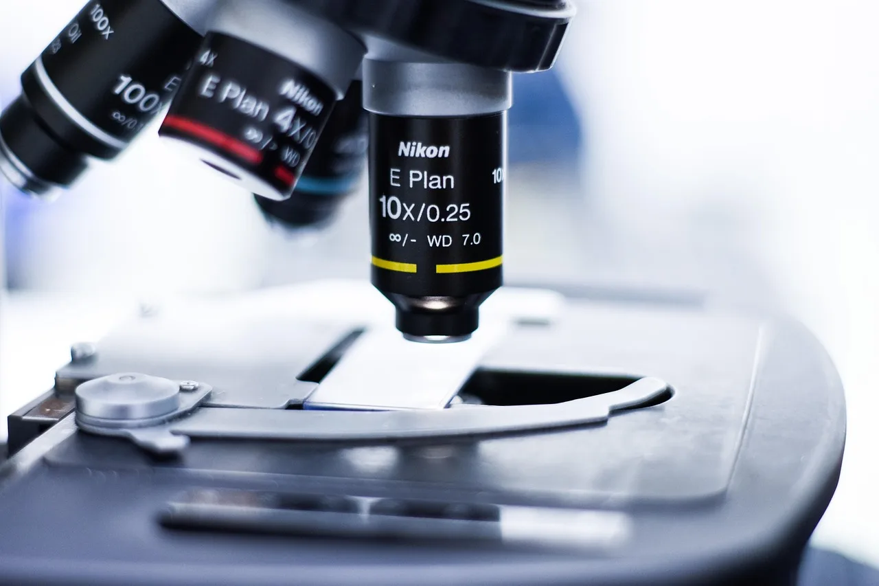 lab, experiment, test, chemistry, microscope, blue lab, blue test, blue chemistry, lab, lab, lab, lab, microscope, microscope, microscope, microscope, microscope. How Boston spinouts run customer discovery for university and biotech ideas