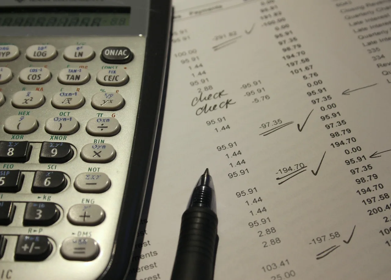 accounting, report, credit card, payment, charge, calculator, pen, math, finance, commerce, percentage, tax, refund, documents, business, insurance, accounting, accounting, accounting, accounting, accounting, report, payment, calculator, math, math, math, finance, tax, tax, refund, insurance, insurance. Offer testing case study: three rounds, and what stayed unknown