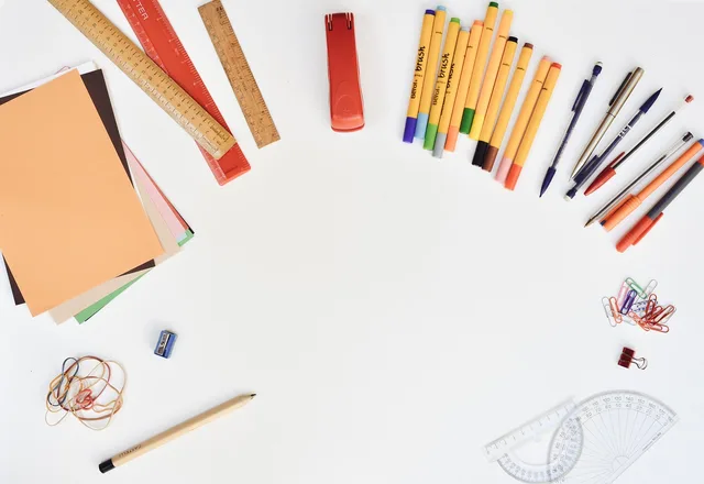 desk, stationery, pens, rulers, sharpener, pencils, ball-pens, felt tips, rubber bands, rubber straps, paper clips, papers, stapler, colors, workplace, school, office, stationery, stationery, stationery, stationery, stationery. Problem Discovery Checklist: 4 Checks Before You Commit